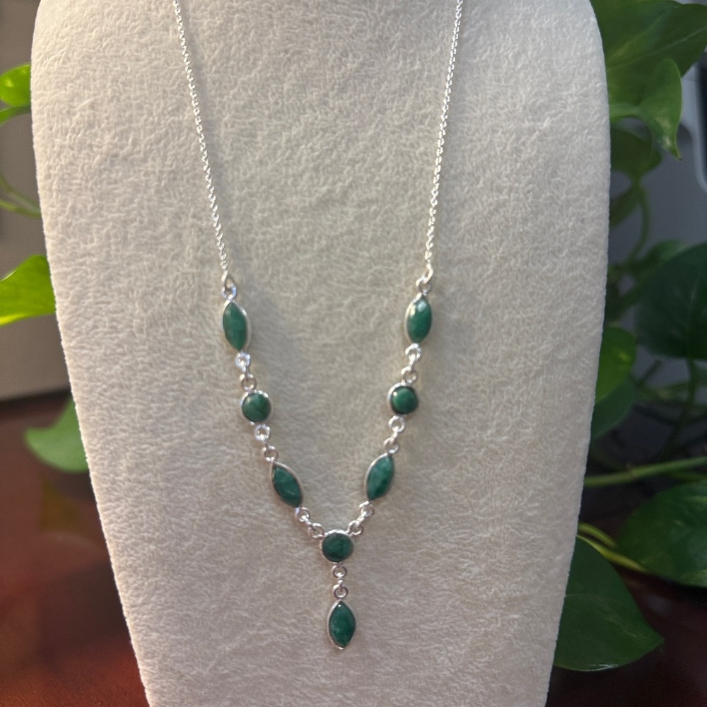 Elegant 925 Sterling Silver Green Onyx Y-Drop Necklace- Black NEW
